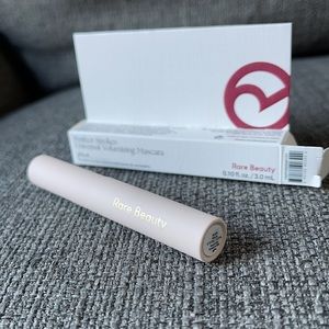 Rare Beauty - Perfect Stroked Universal Volumizing Black Mascara -Deluxe Sample